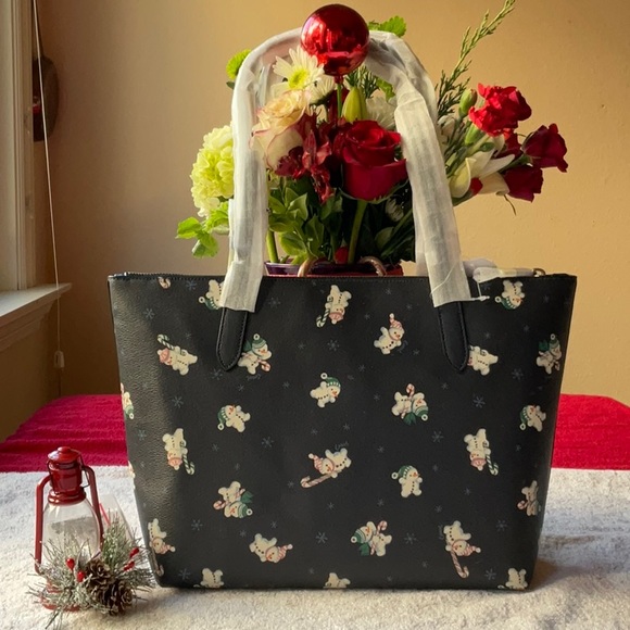 ☃️ COACH ZIP TOP TOTE WITH SNOWMAN PRINT ☃️ - Picture 7 of 16